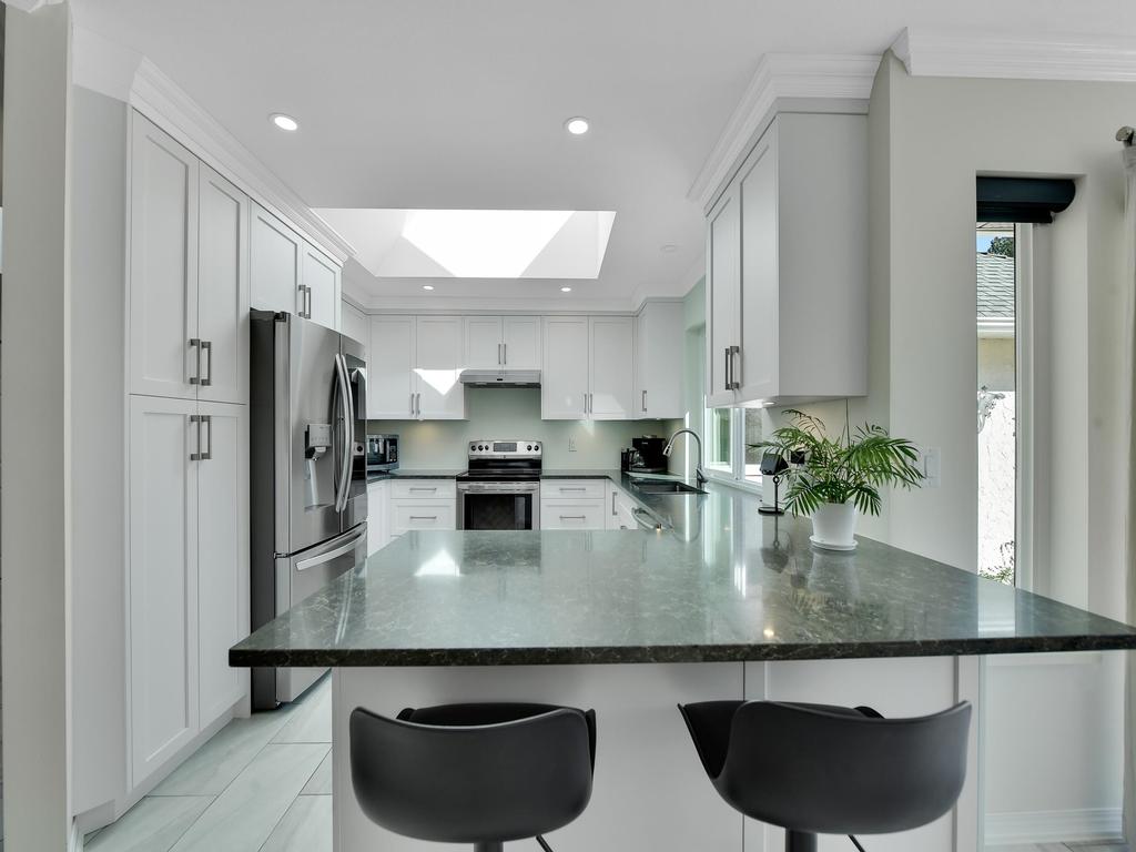 Listing Image for R3098288