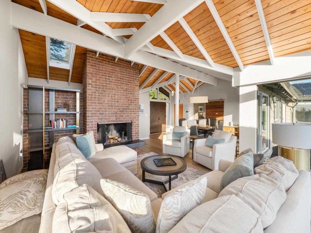 Listing Image for R3098325