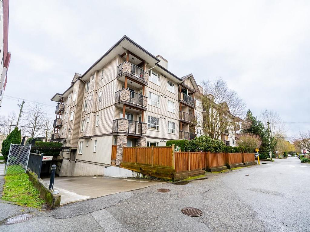 Listing Image for R3098327