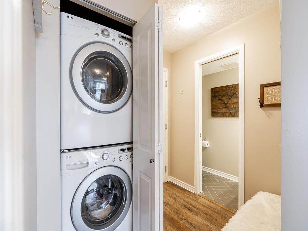 Listing Image for R3098327