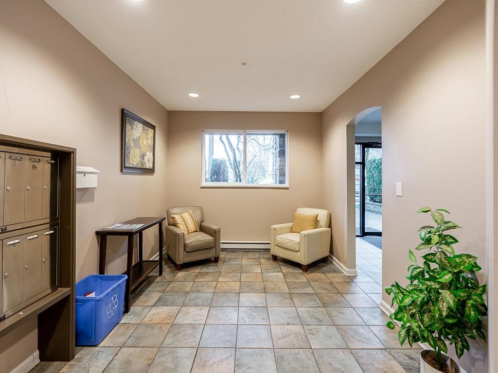 Listing Image for R3098327