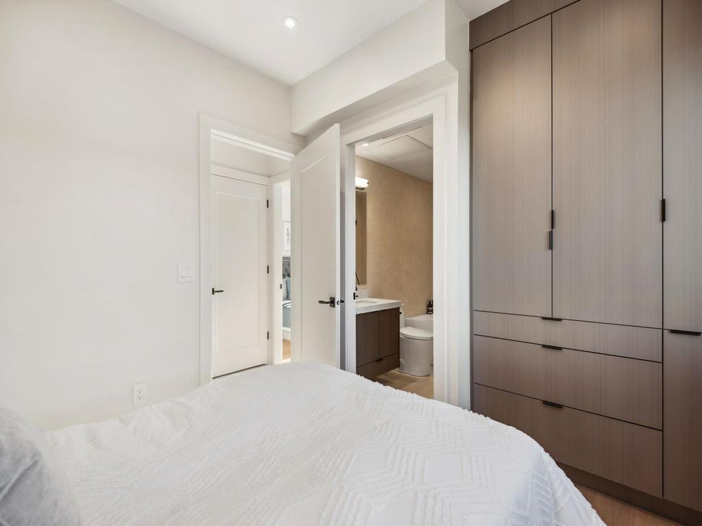 Listing Image for R3098335