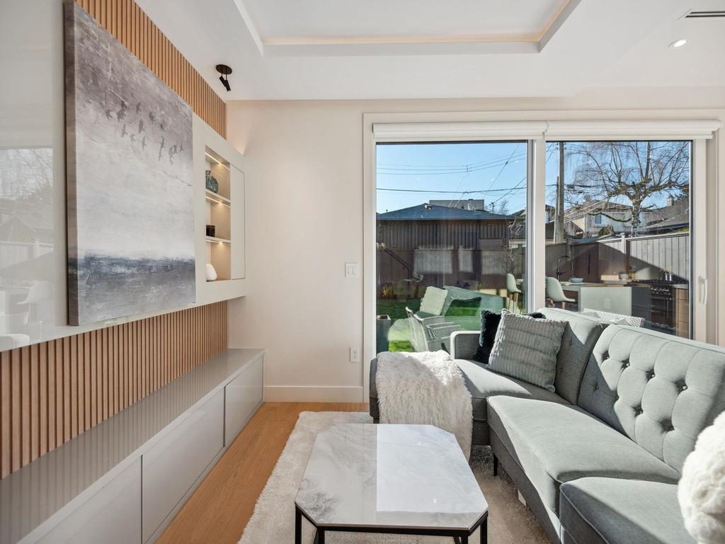 Listing Image for R3098335