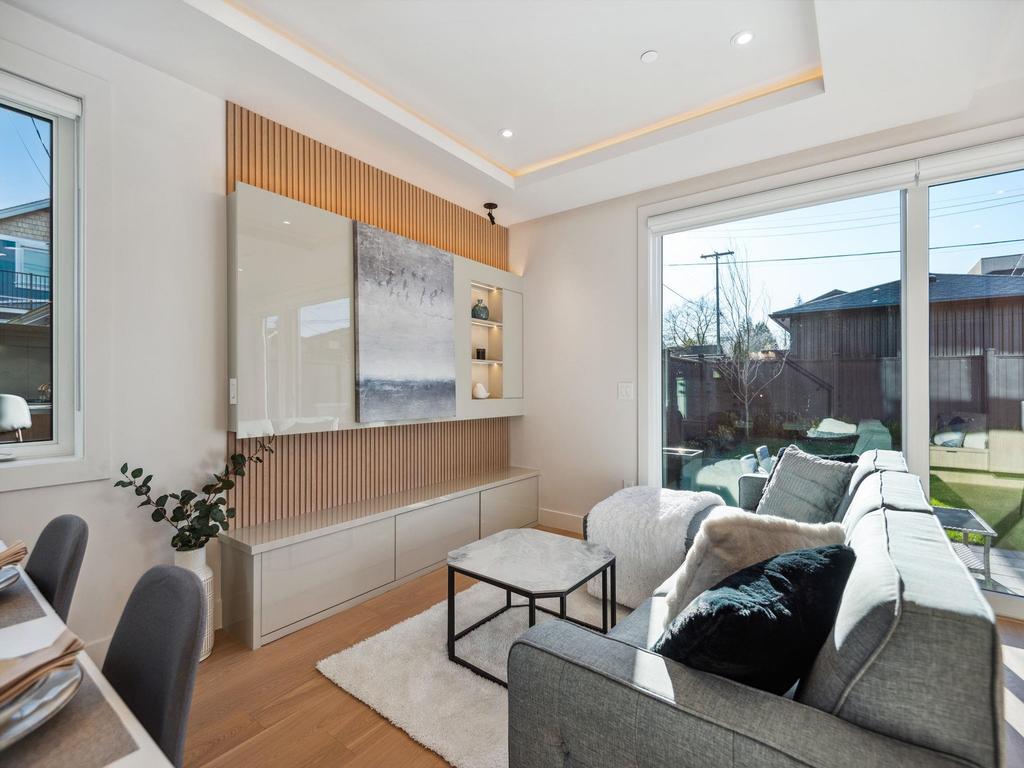 Listing Image for R3098335