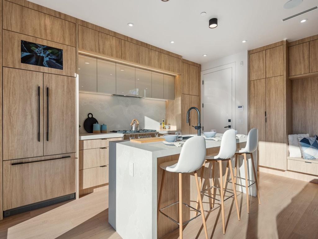 Listing Image for R3098335