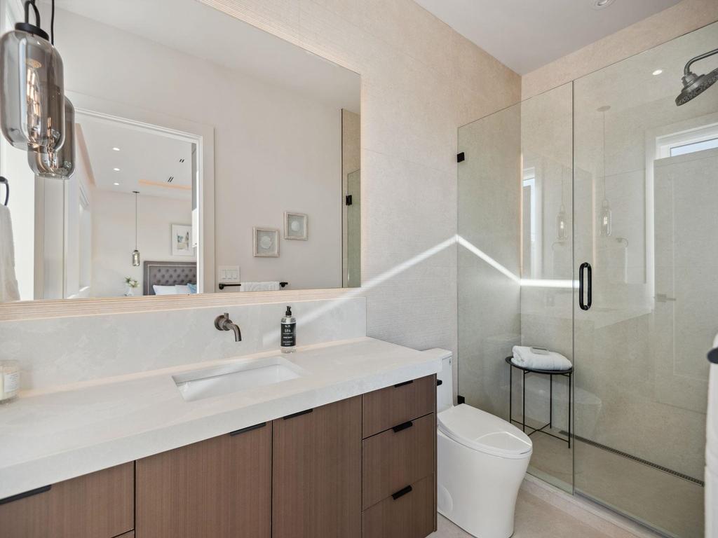 Listing Image for R3098335