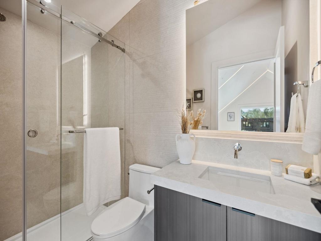 Listing Image for R3098335