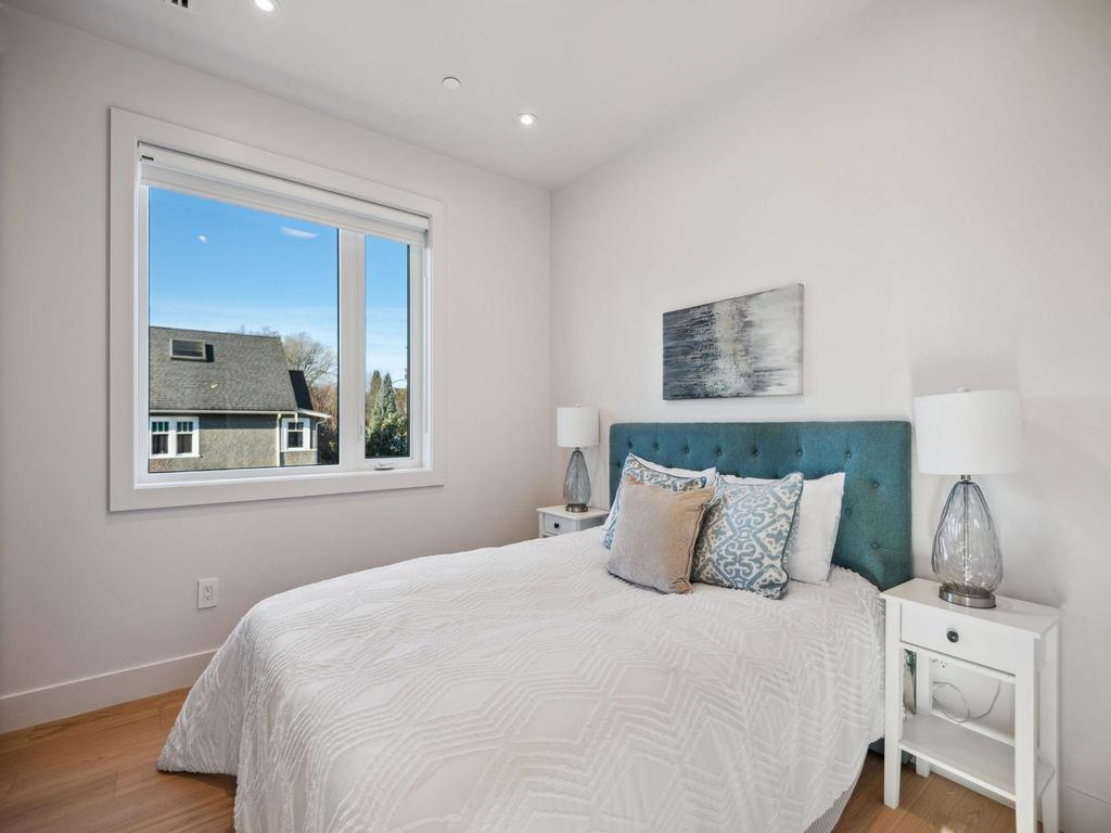 Listing Image for R3098335