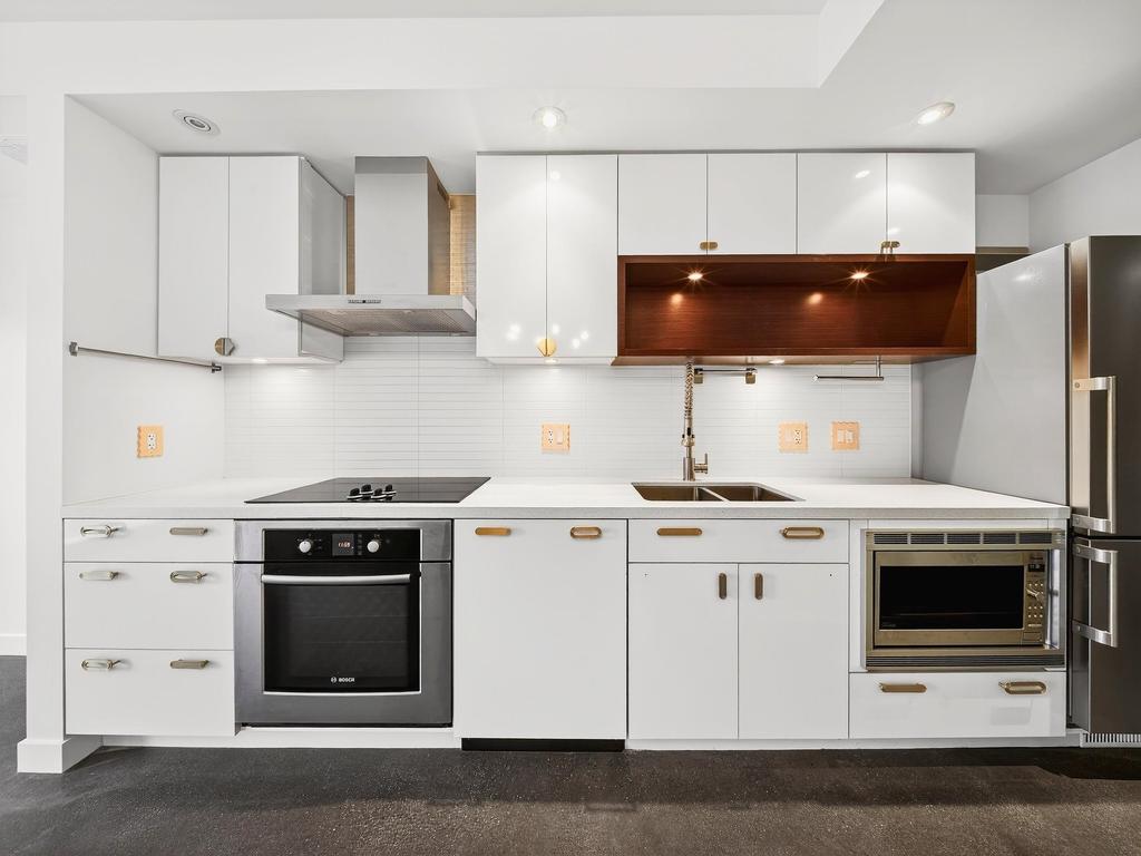 Listing Image for R3098351