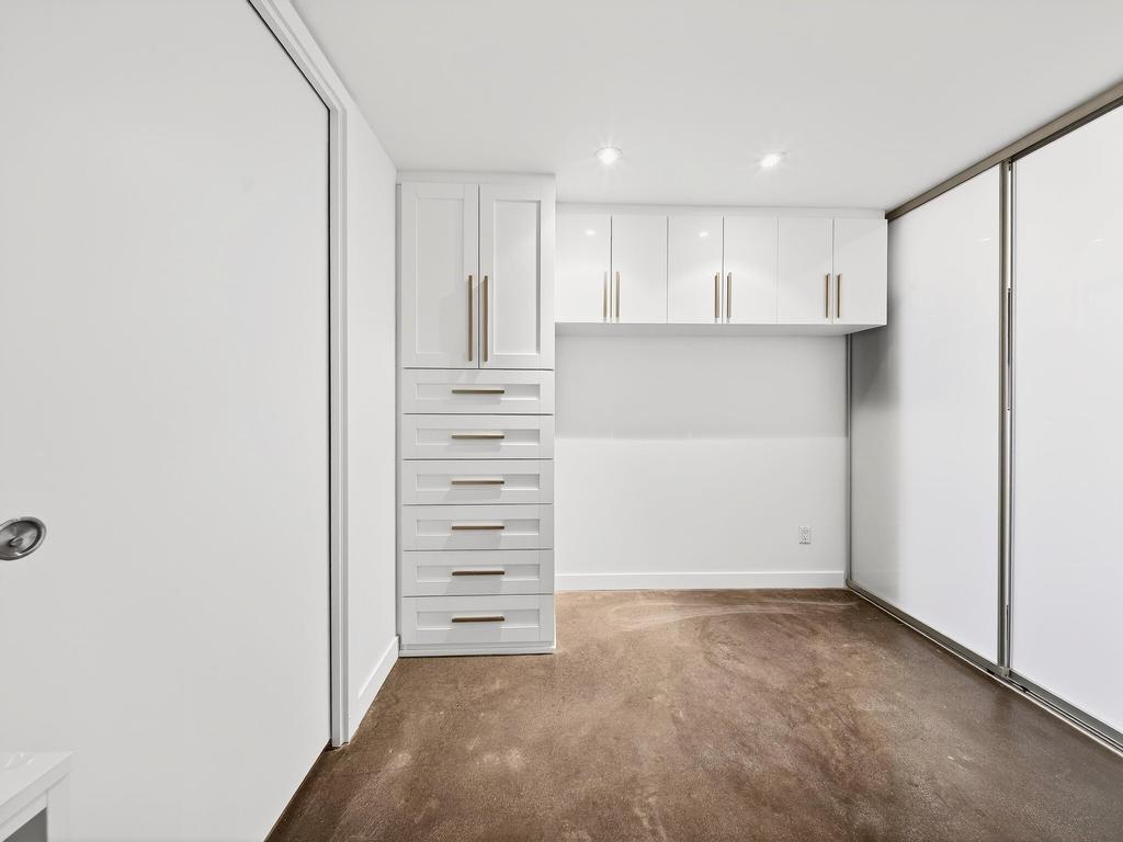 Listing Image for R3098351