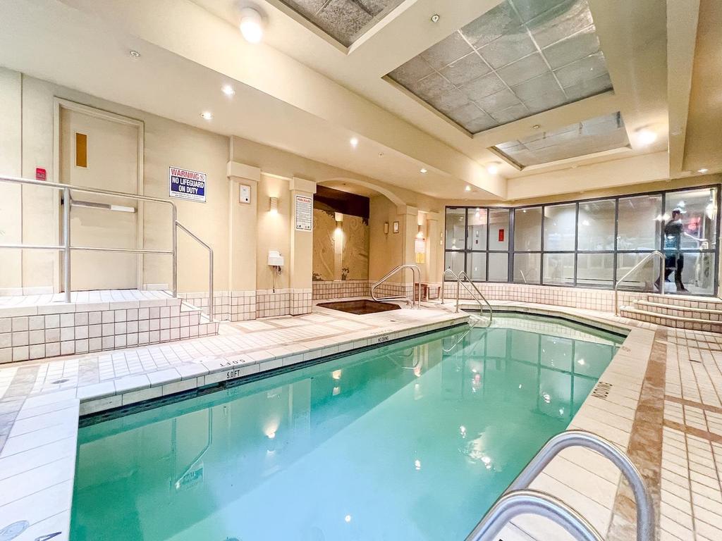 Listing Image for R3098352