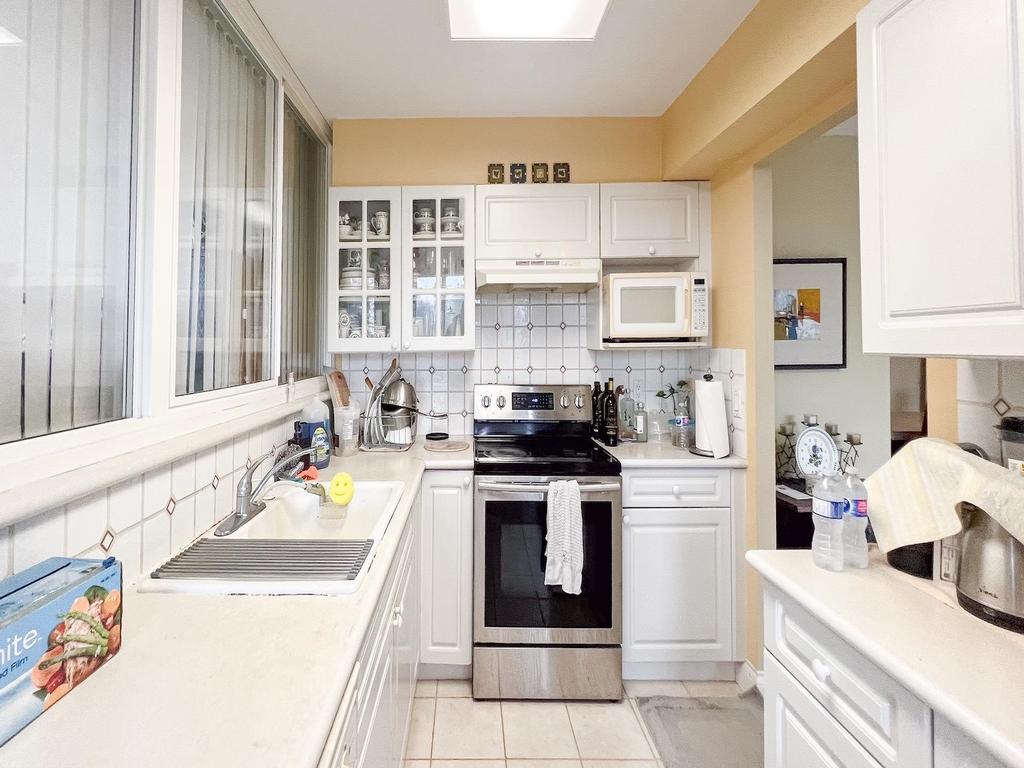 Listing Image for R3098352