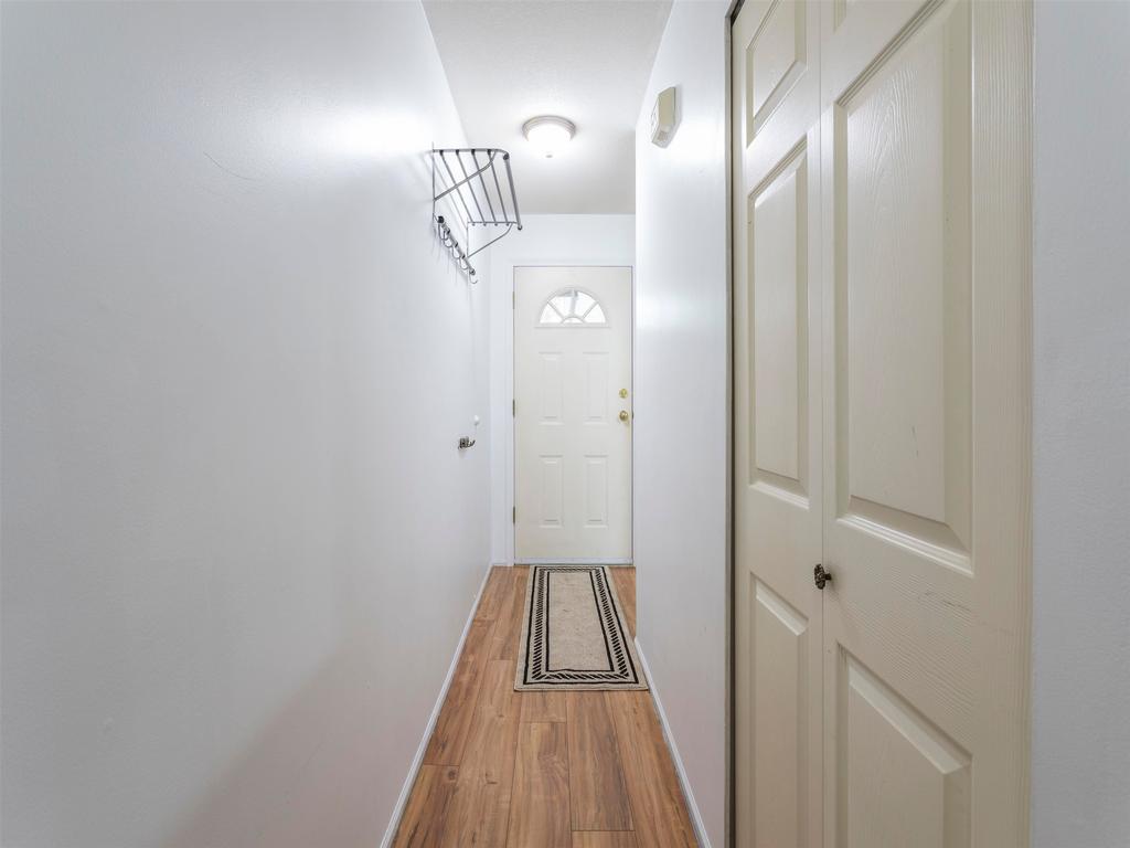 Listing Image for R3098353