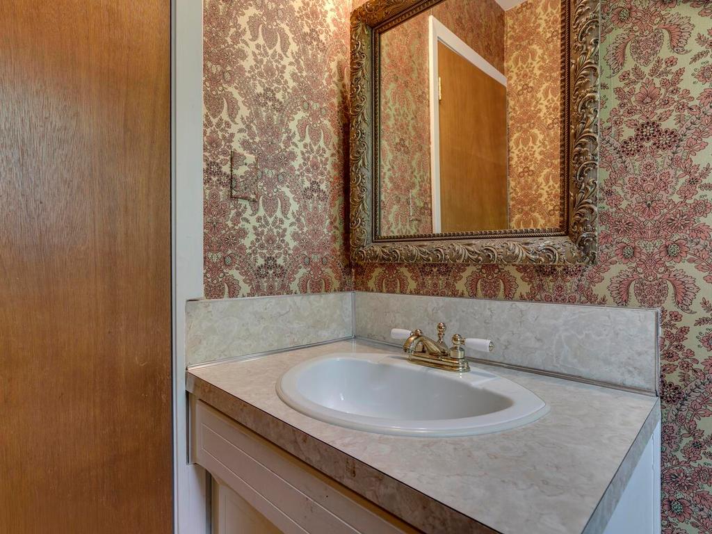 Listing Image for R3098356