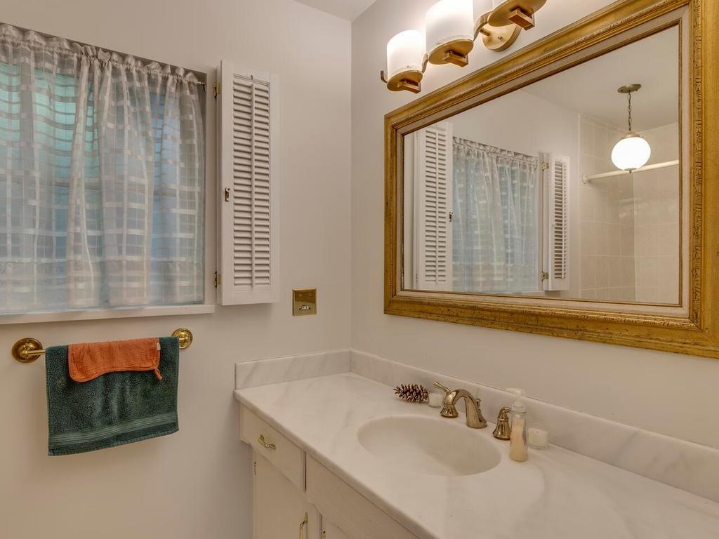 Listing Image for R3098356