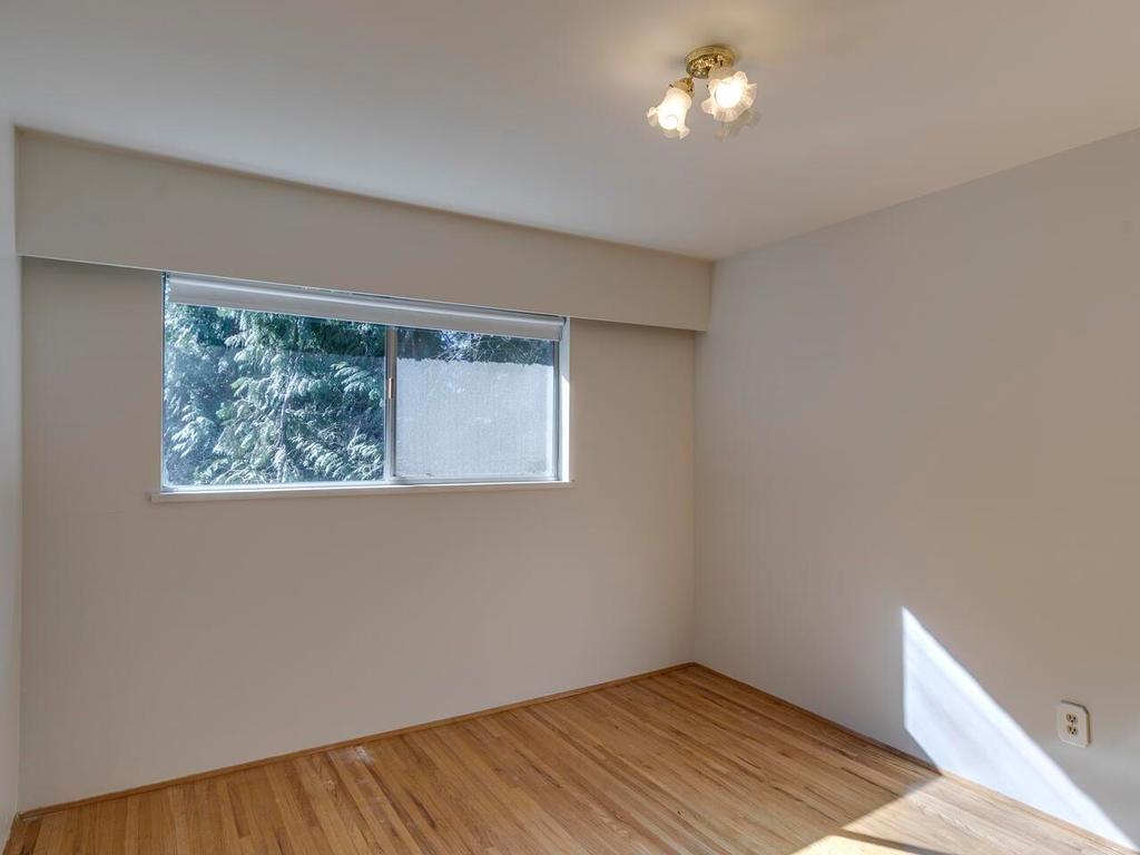 Listing Image for R3098356