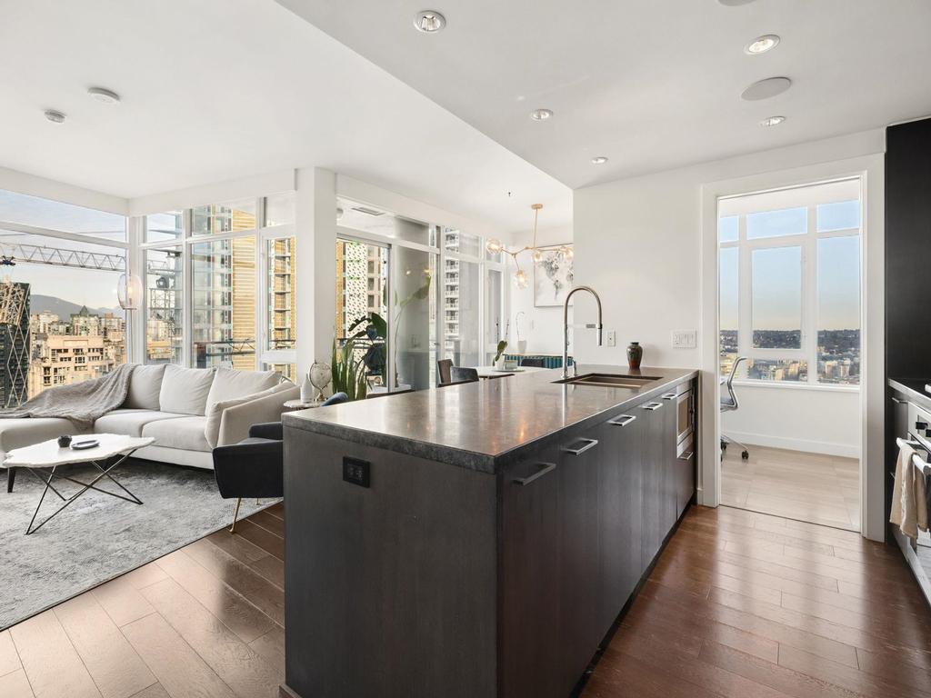 Listing Image for R3098370