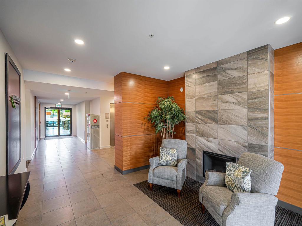 Listing Image for R3098376