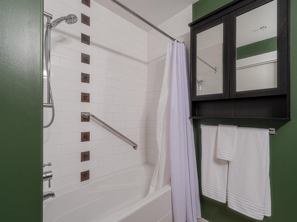 Listing Image for R3098376