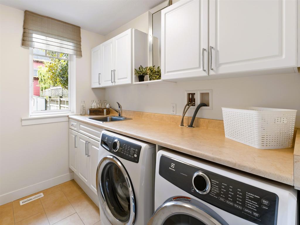 Listing Image for R3098413