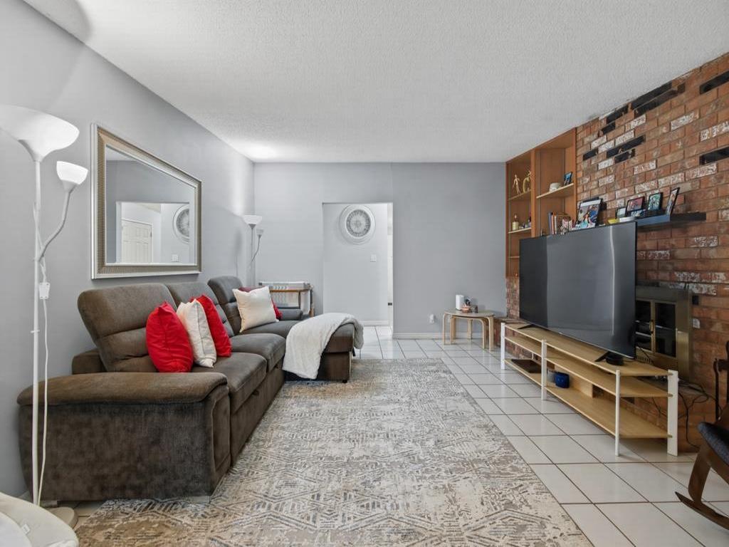 Listing Image for R3098415