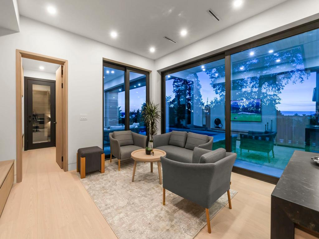 Listing Image for R3098417