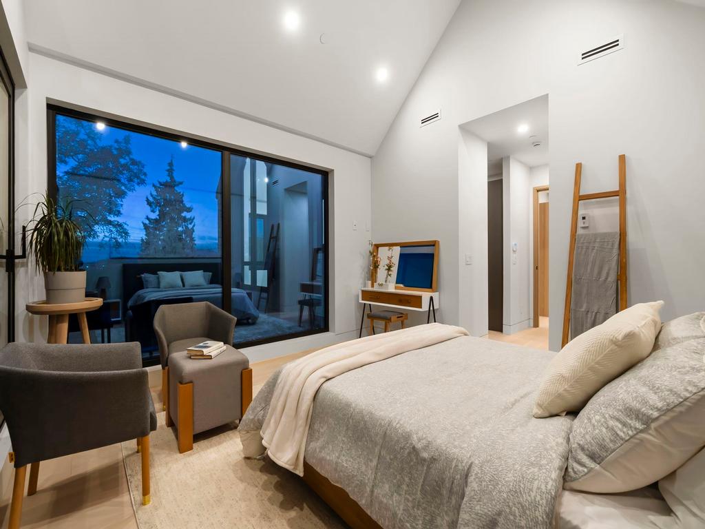 Listing Image for R3098417