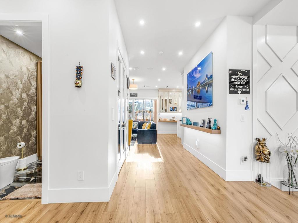 Listing Image for R3098435