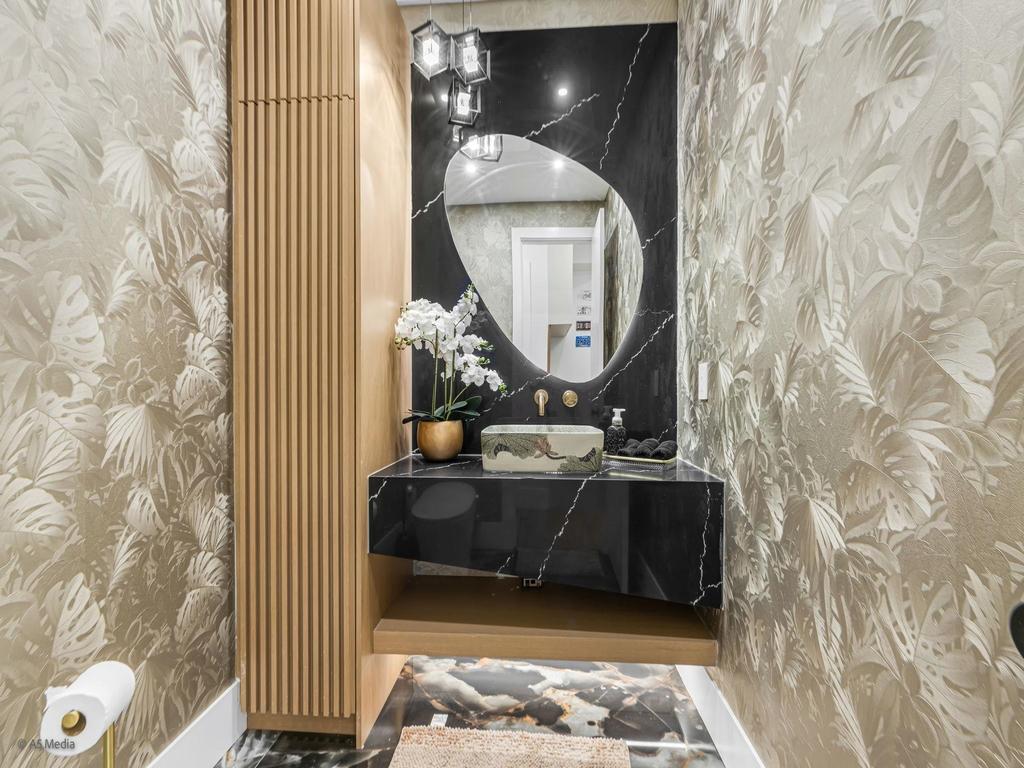 Listing Image for R3098435