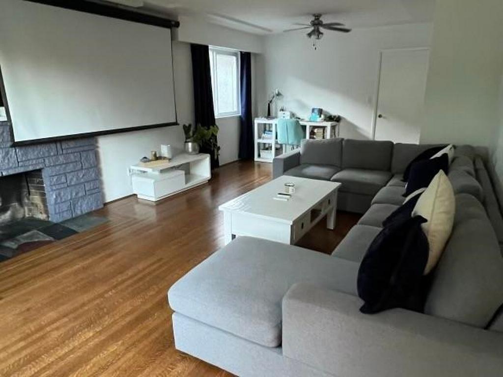 Listing Image for R3098439