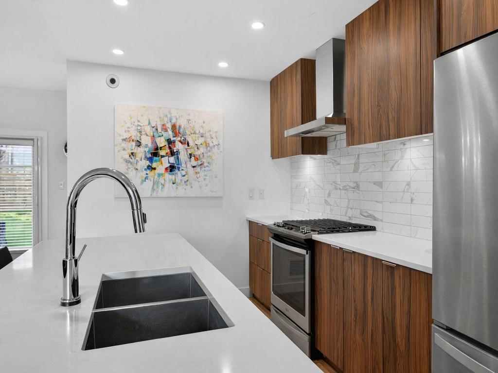 Listing Image for R3098440