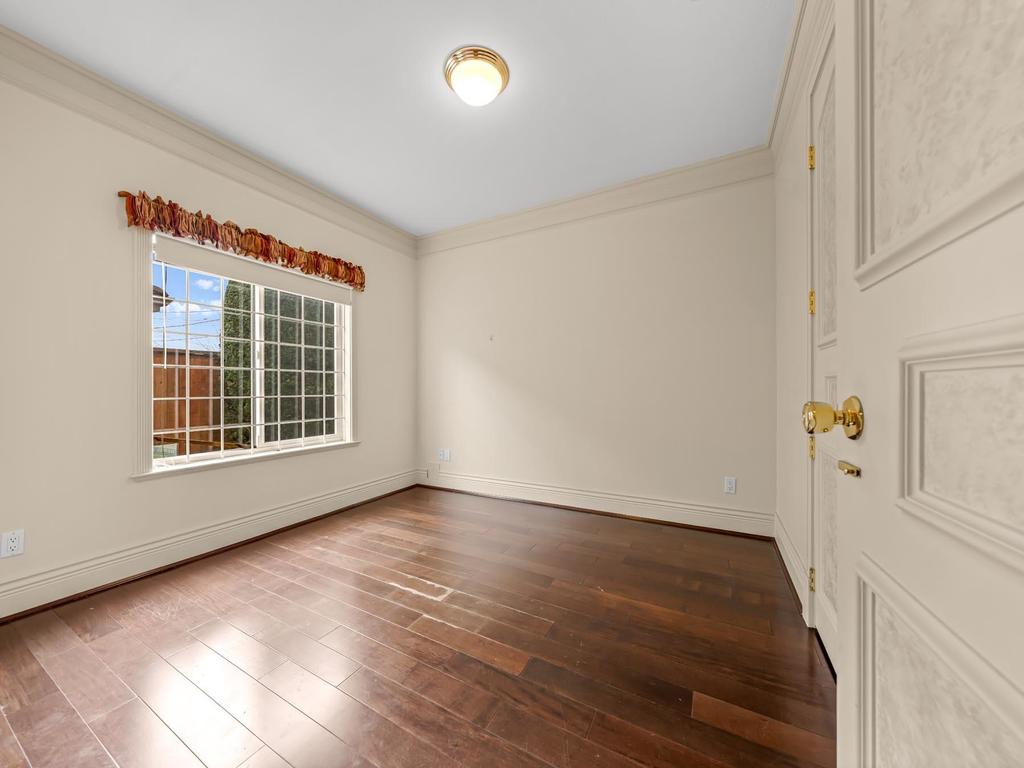 Listing Image for R3098446