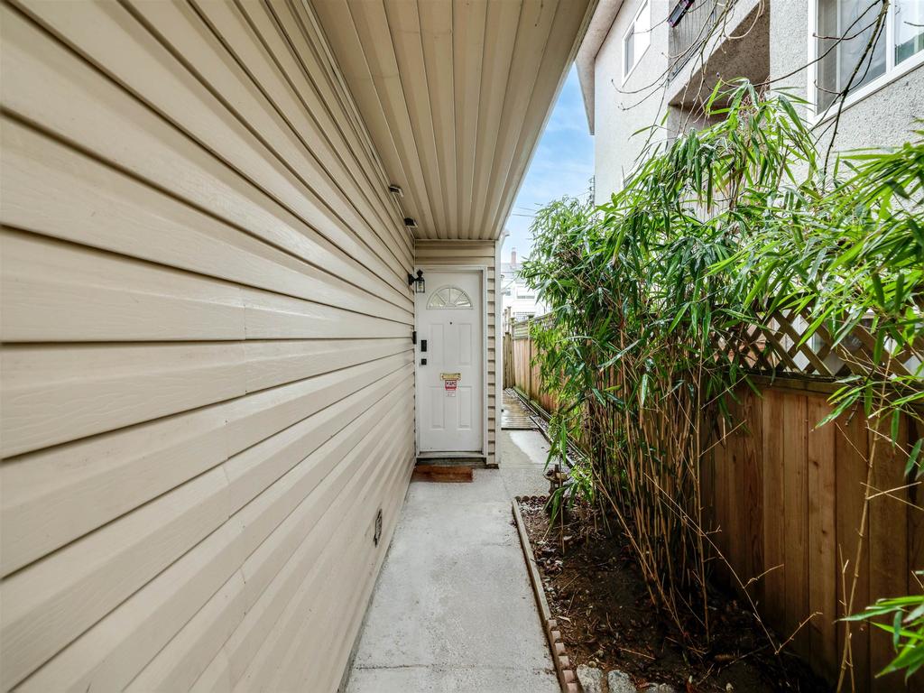 Listing Image for R3098453