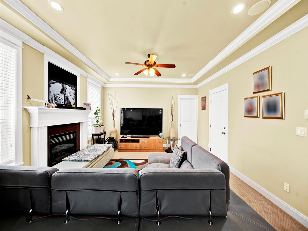 Listing Image for R3098456