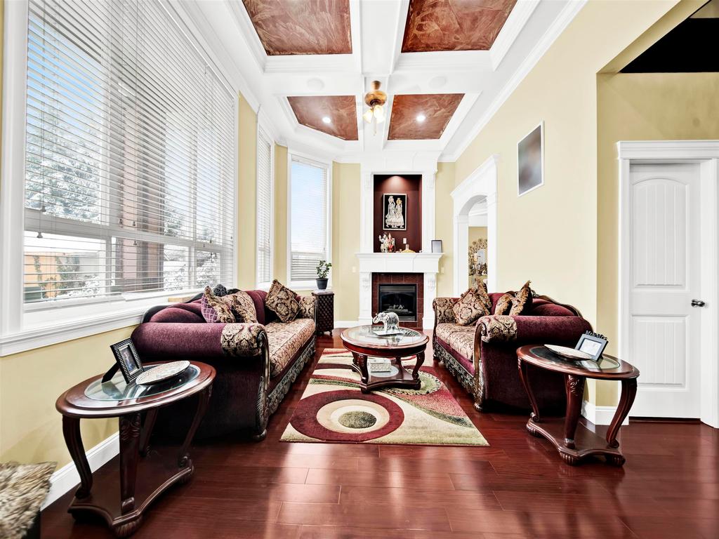 Listing Image for R3098456