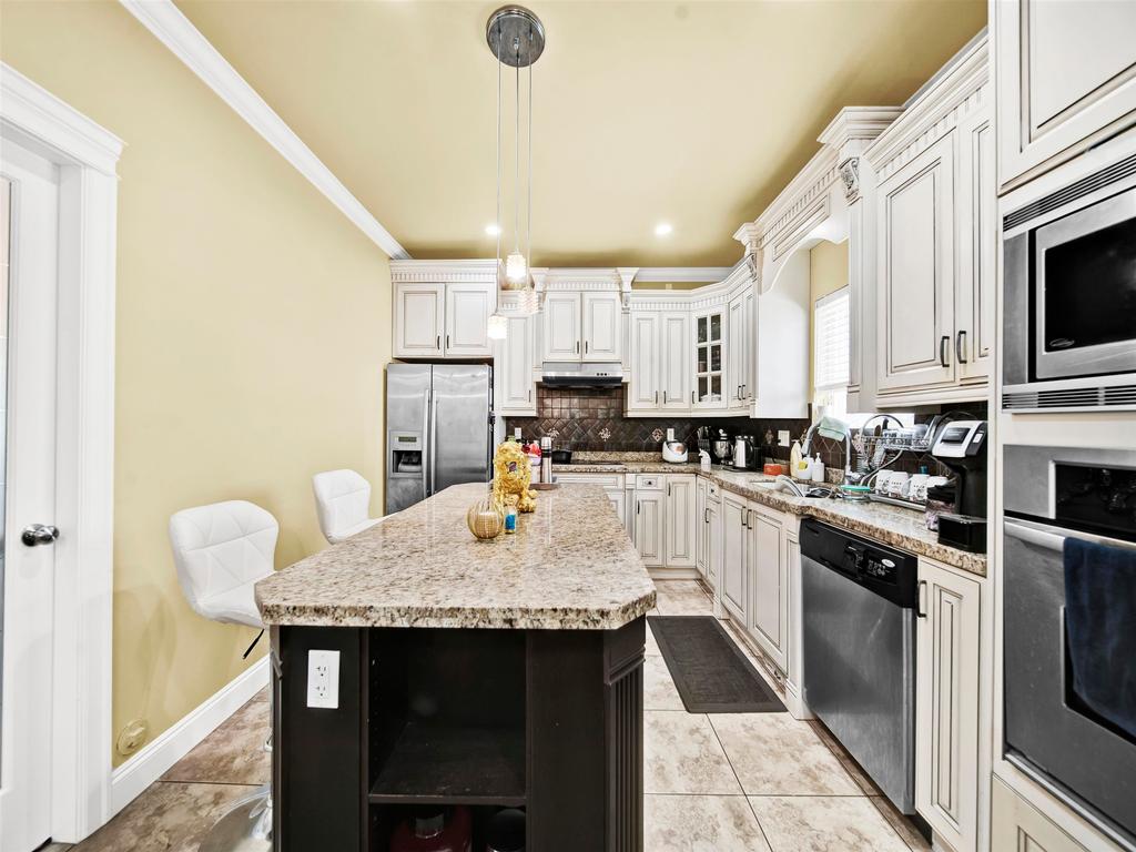 Listing Image for R3098456