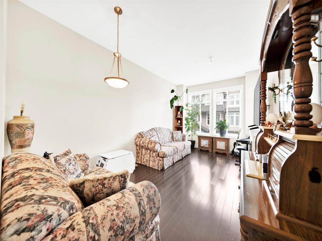 Listing Image for R3098464