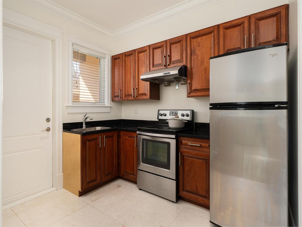 Listing Image for R3098468