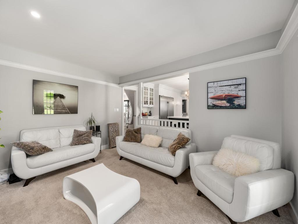 Listing Image for R3098524