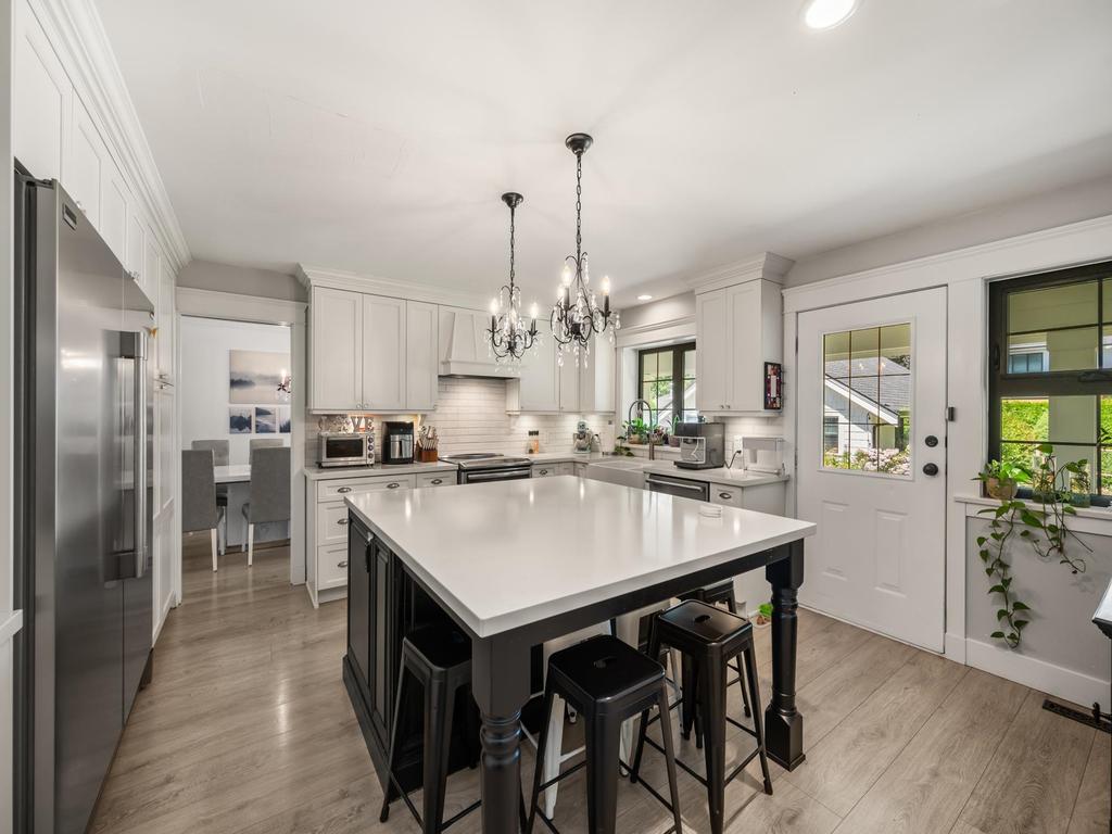 Listing Image for R3098524