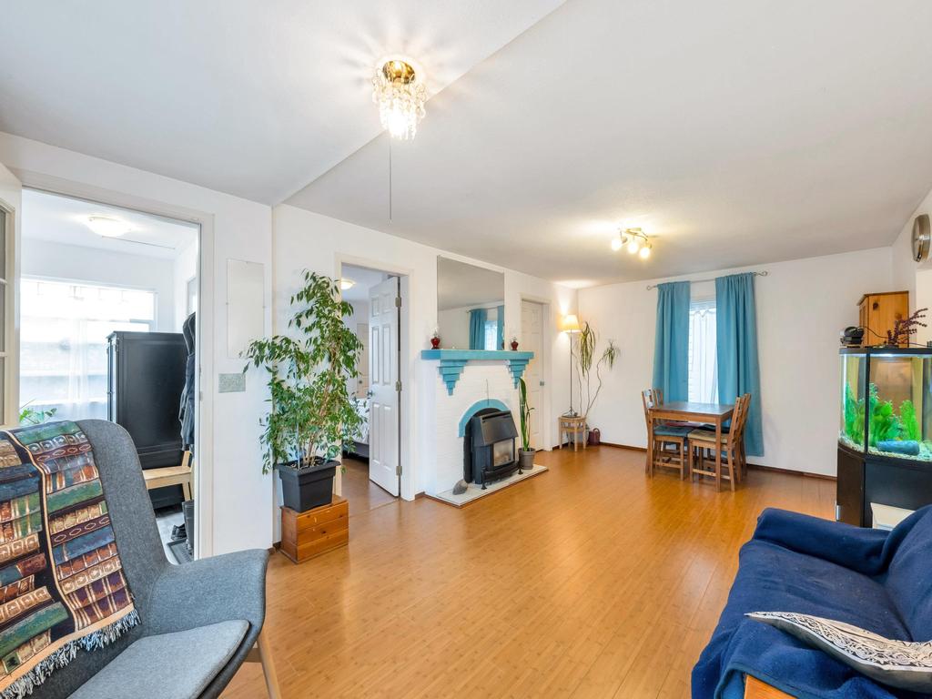 Listing Image for R3098526