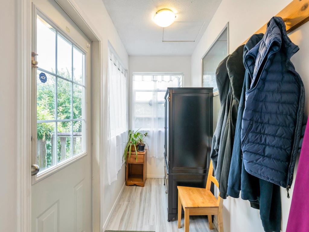 Listing Image for R3098526