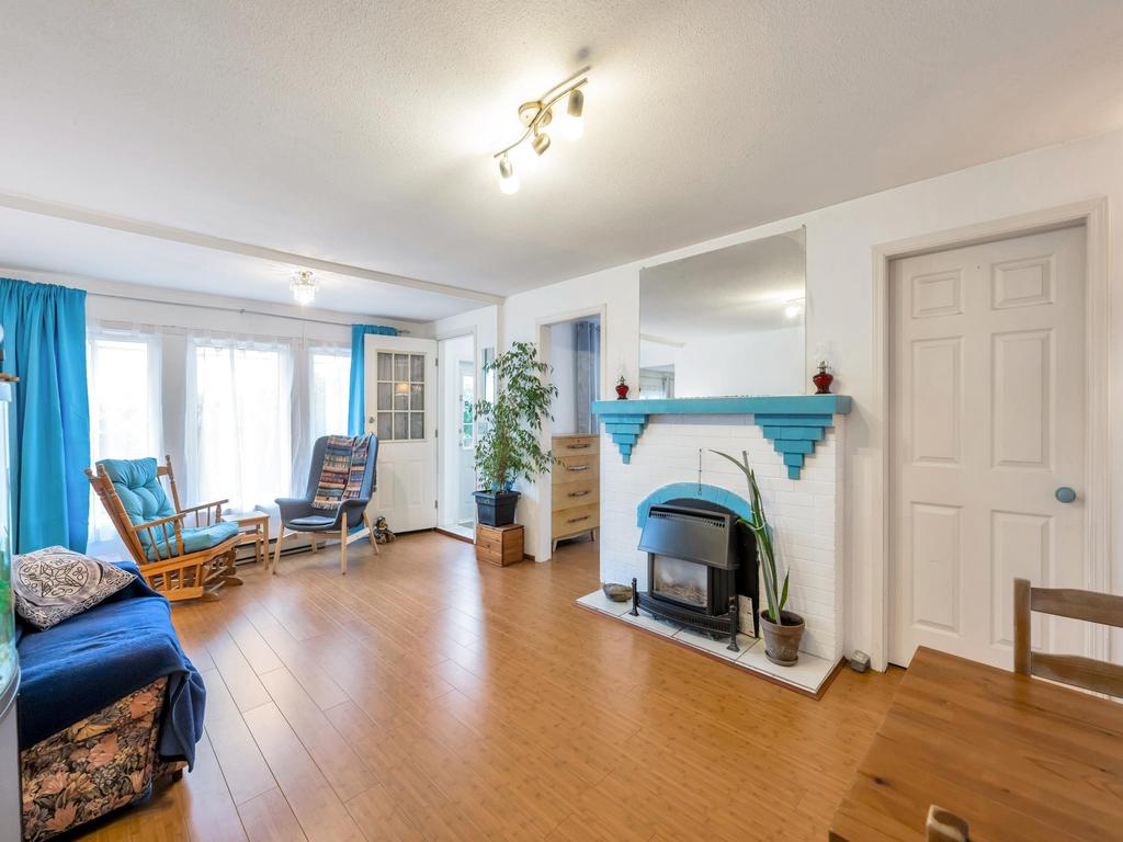 Listing Image for R3098526