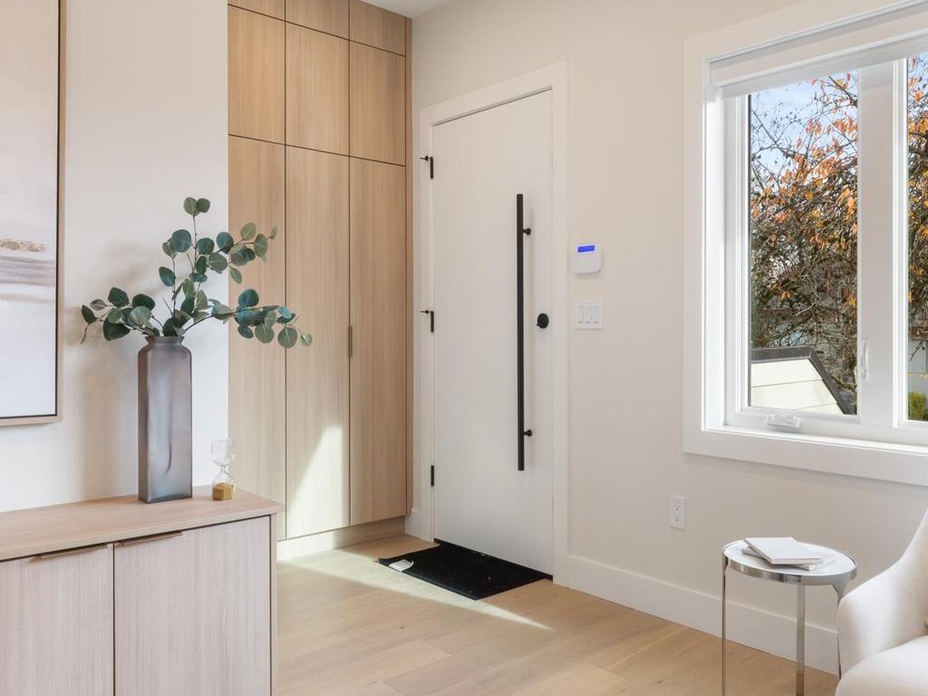 Listing Image for R3098528