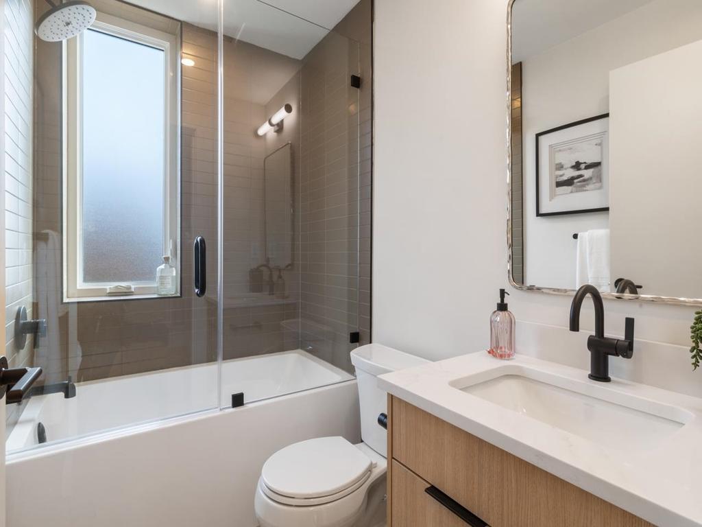 Listing Image for R3098528