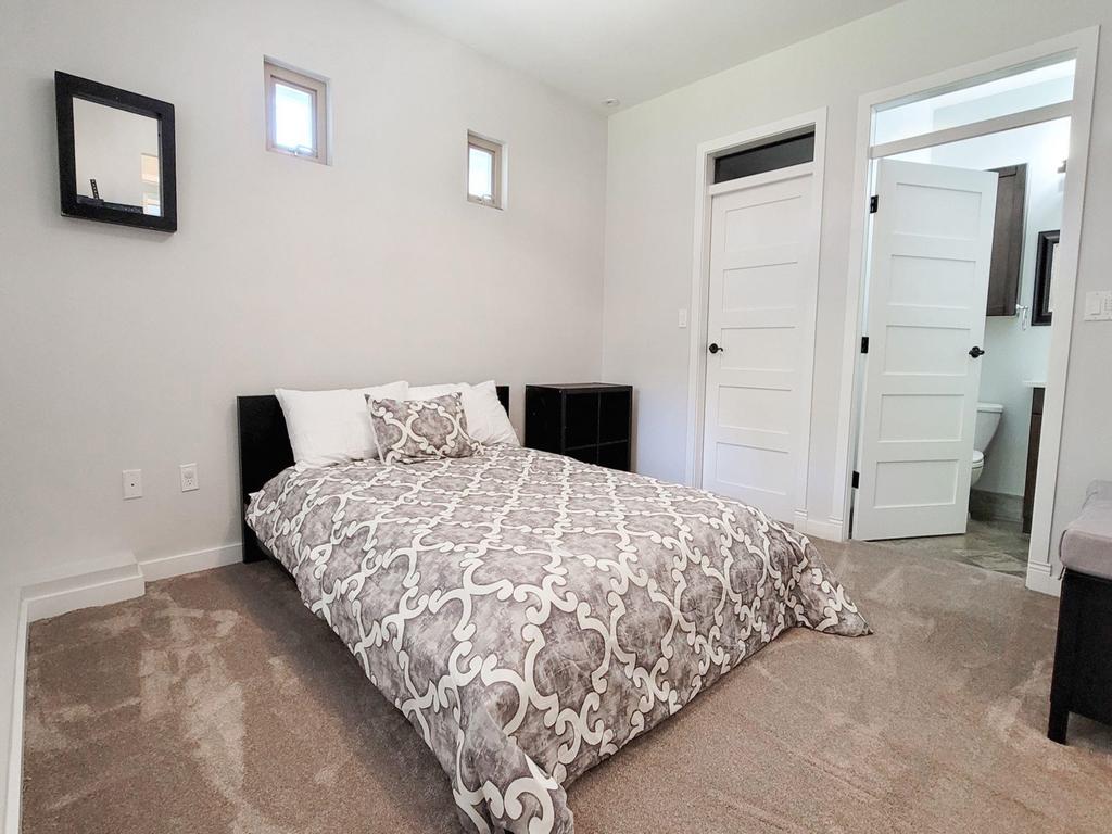 Listing Image for R3098543