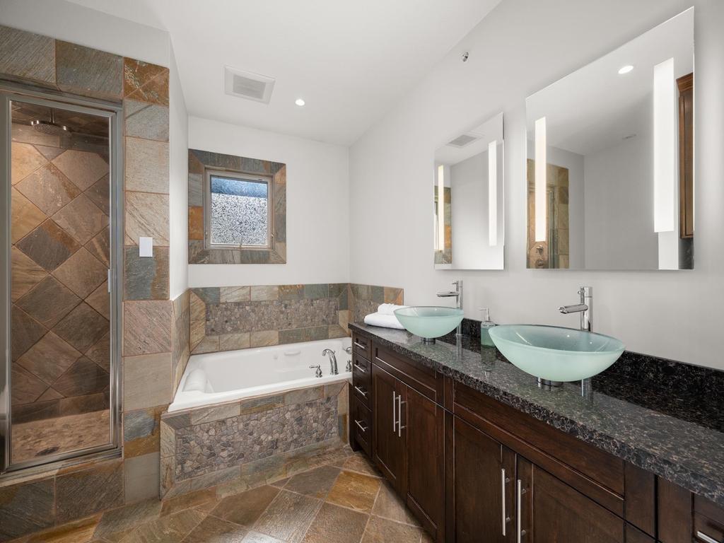 Listing Image for R3098543