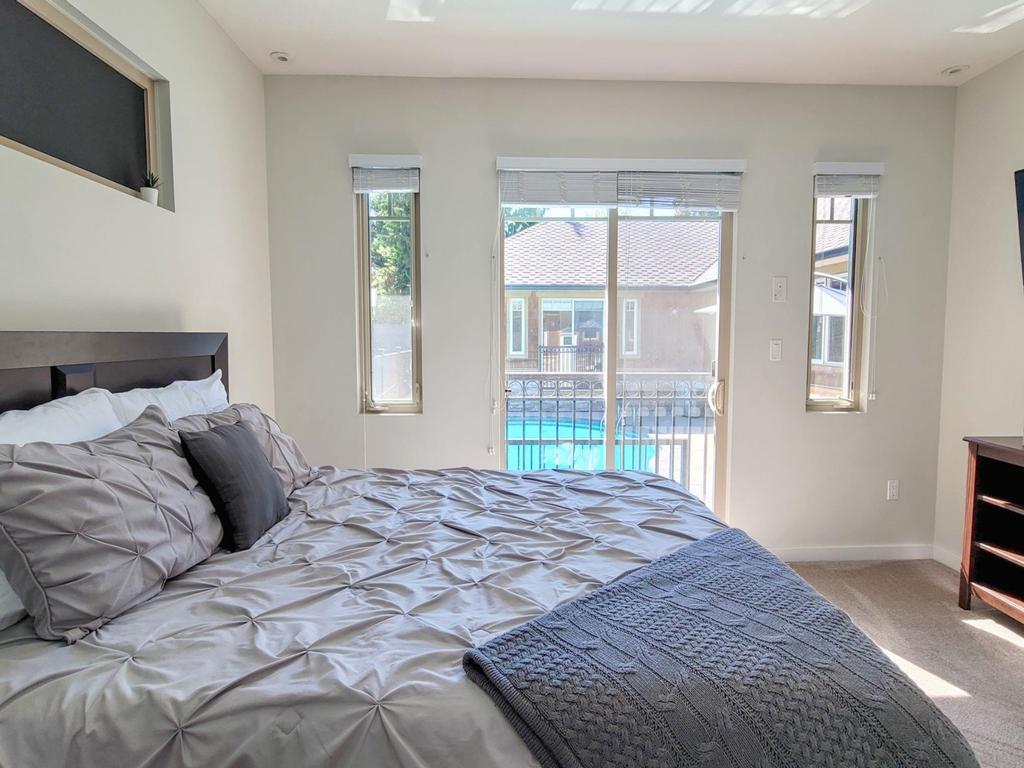 Listing Image for R3098543