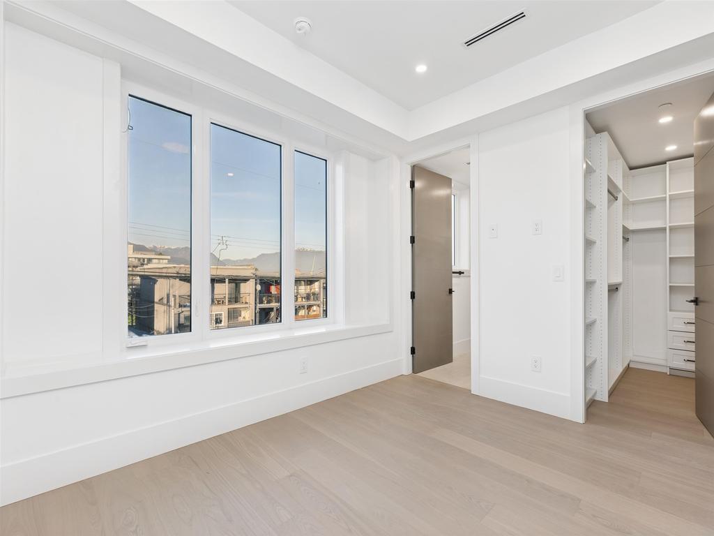 Listing Image for R3098553