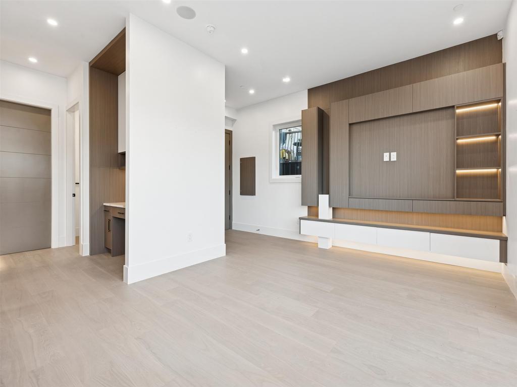 Listing Image for R3098553